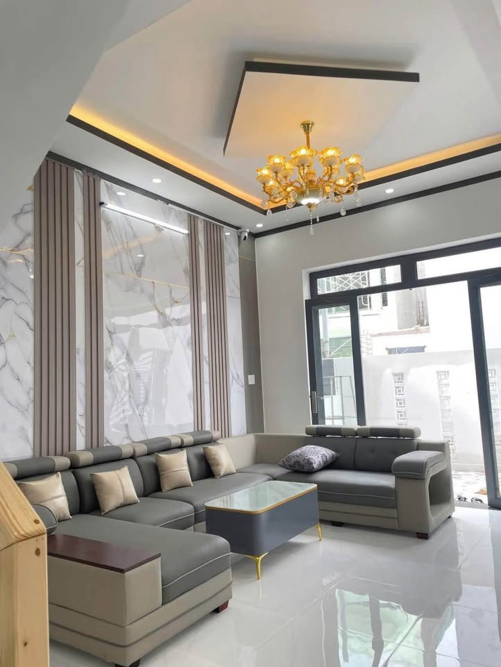 Biệt thự mini 7x15 tuyệt đẹp ngay cuối đường Huỳnh Văn Nghệ nối dài giá chỉ 2 tỷ xxx ( nhỏ )