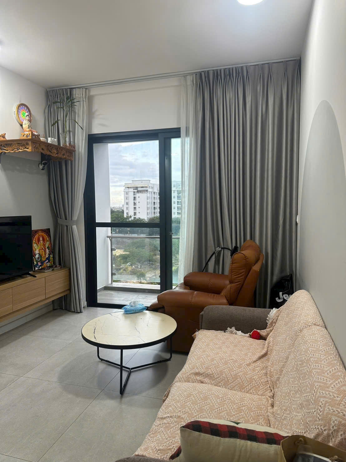 Hót! Cần bán nhanh căn hộ 2PN dự án The Antonia Phú Mỹ Hưng,87m2, full, view thoáng, giá 8.8 tỷ,HDT