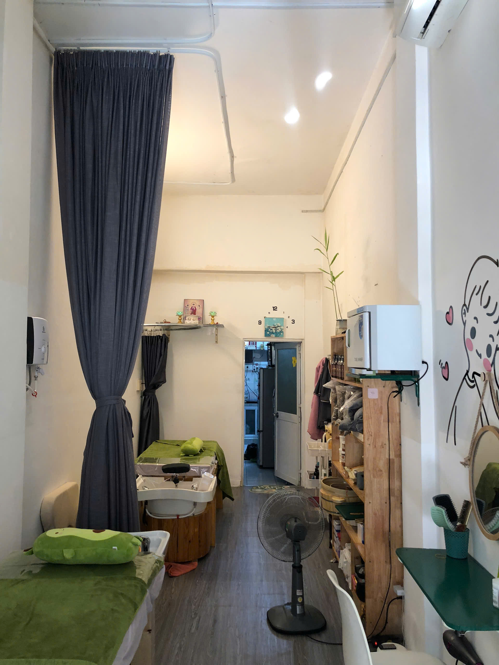 Bán nhà mặt tiền 32 Huyền Quang, phường Tân Định, Quận 1, Tp.HCM