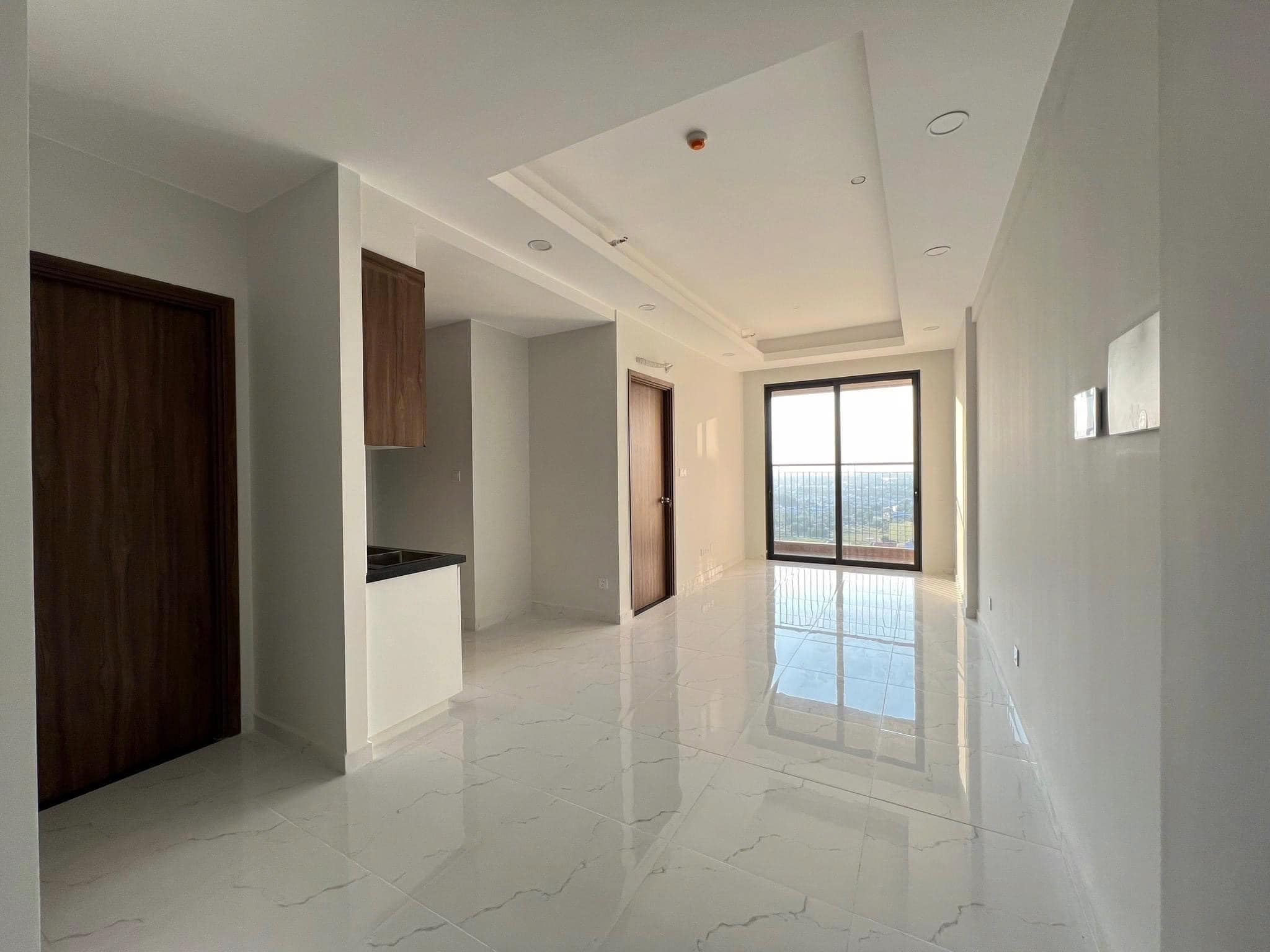 BÁN NHANH 2PN GIÁ CHỈ 2,1 TỶ SỔ HỒNG SẴN VIEW ĐẸP TẠI OPAL SKYLINE LÁI THIÊU