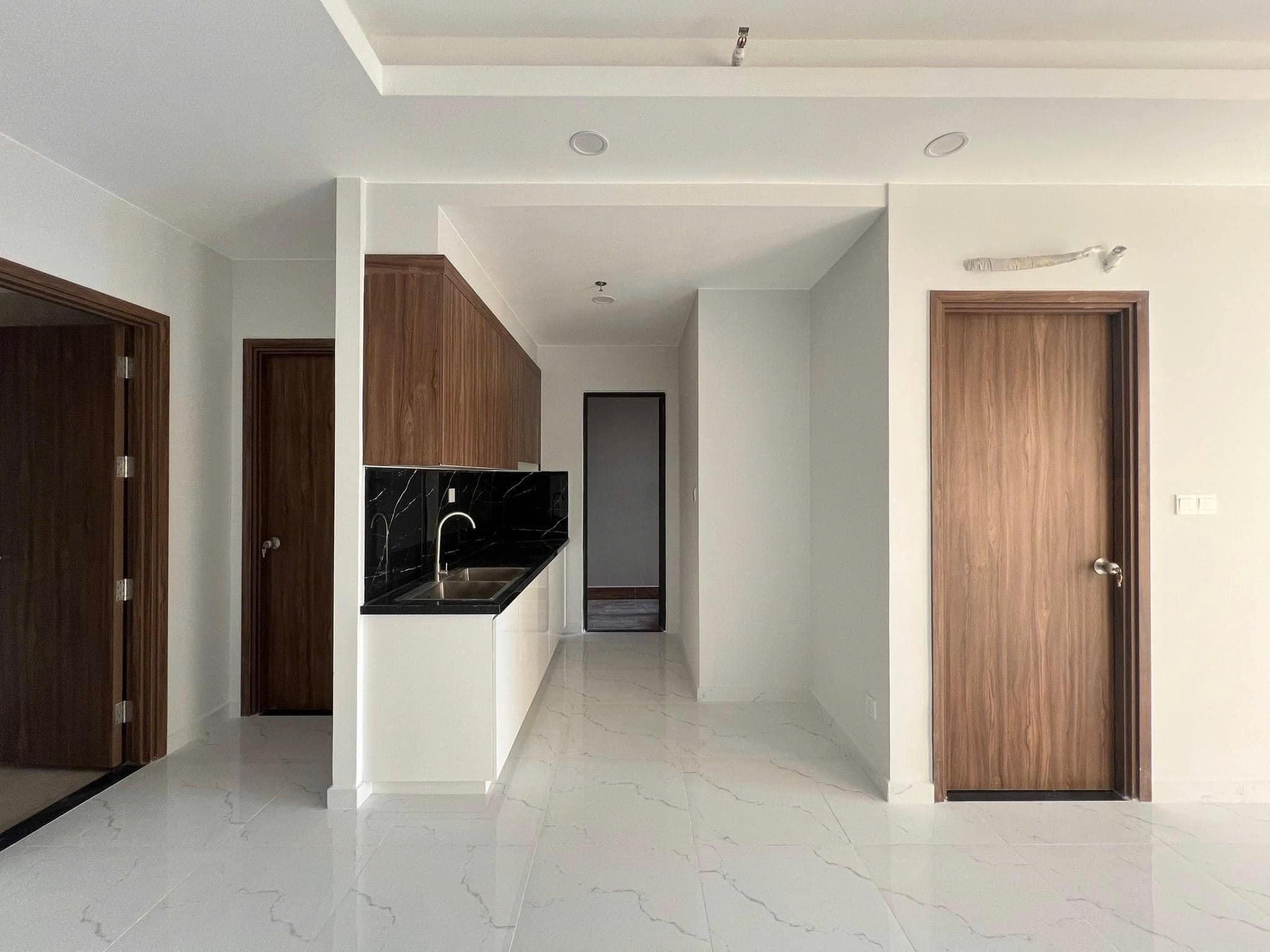 BÁN NHANH 2PN GIÁ CHỈ 2,1 TỶ SỔ HỒNG SẴN VIEW ĐẸP TẠI OPAL SKYLINE LÁI THIÊU
