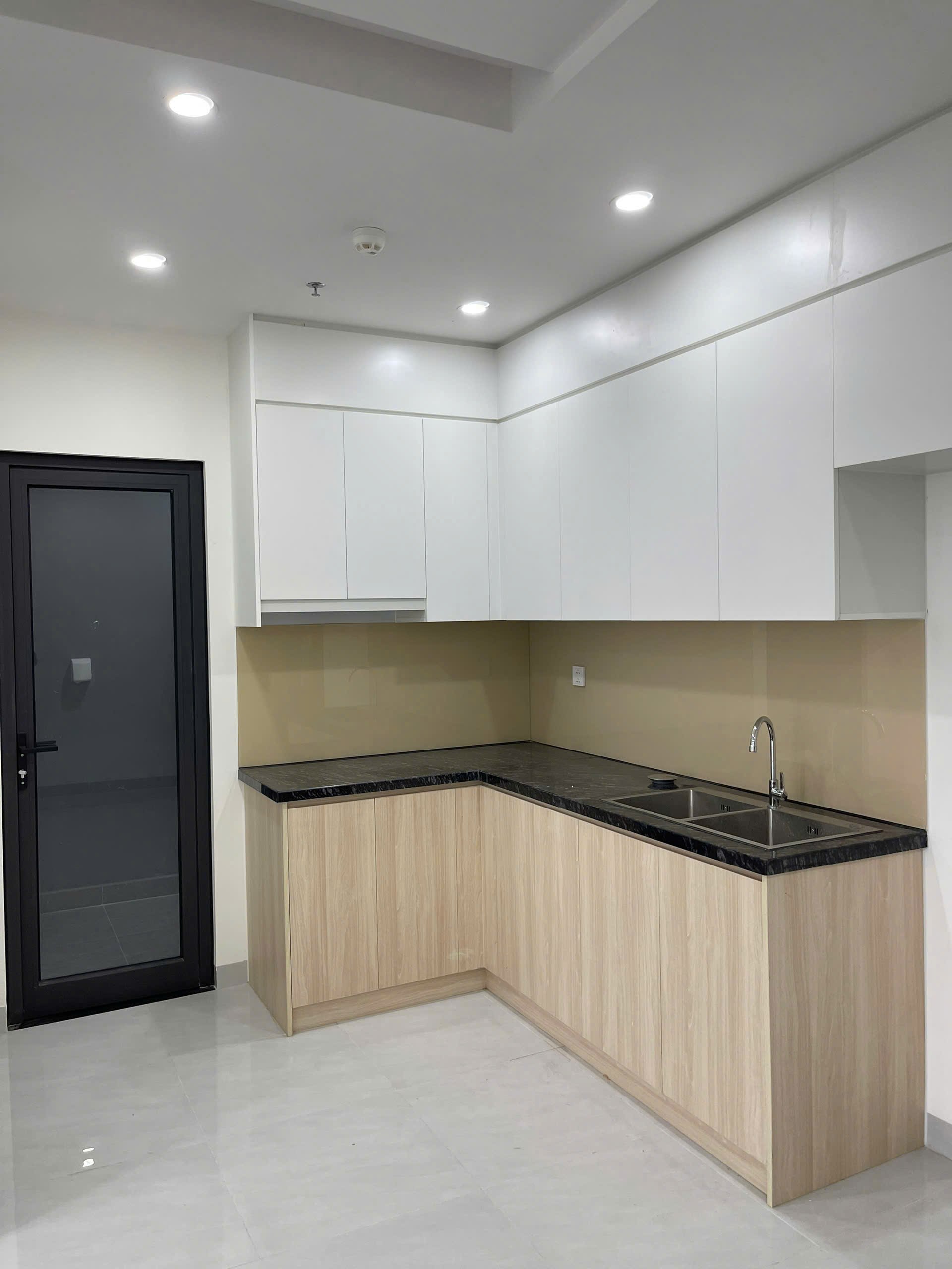 CHO THUÊ 3PN SẴN 3 MÁY LẠNH, HÚT MÙI CHỈ 8TR NHÀ MỚI TINH TẠI A&T SKY GARDEN CHO THUÊ 3PN SẴN 3 MÁY LẠNH, HÚT MÙI CHỈ 8TR NHÀ MỚI TINH TẠI A&T SKY GARDEN