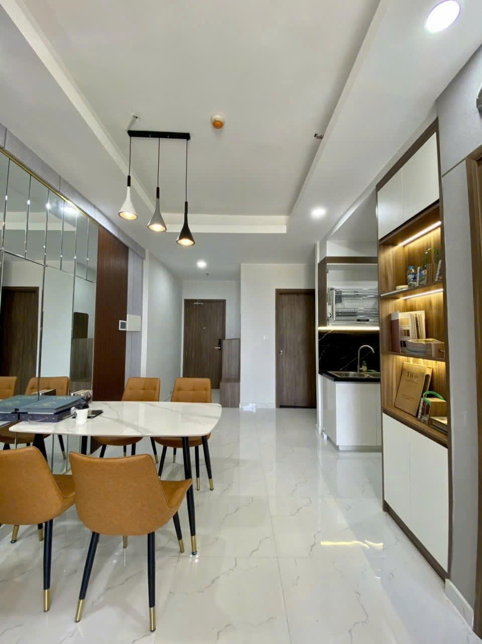 CHO THUÊ 2PN FULL NT CHỈ 7TR VIEW CỰC ĐẸP TẠI OPAL SKYLINE