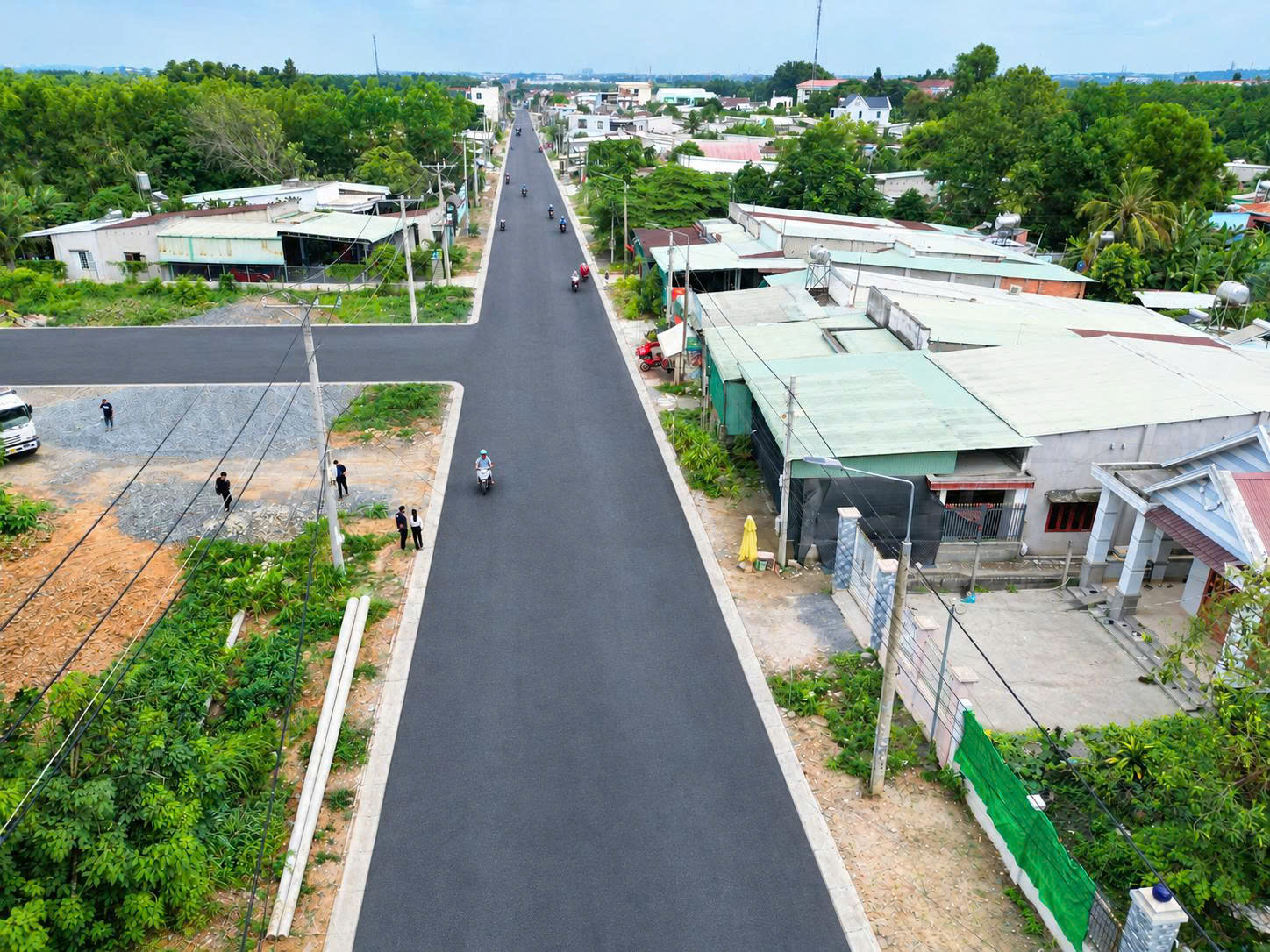LÔ ĐẤT MẶT TIỀN DUY NHẤT CÒN SÓT TẠI MẶT TIỀN HƯƠNG LỘ 15