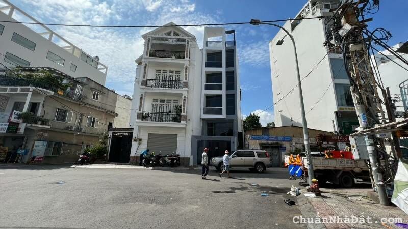 Nhà mặt tiền đường Nguyễn văn Nguyễn, P.Tân Định, Q.1- Diện tích: 4.6 x15m- Kết cấu: 5 tầng