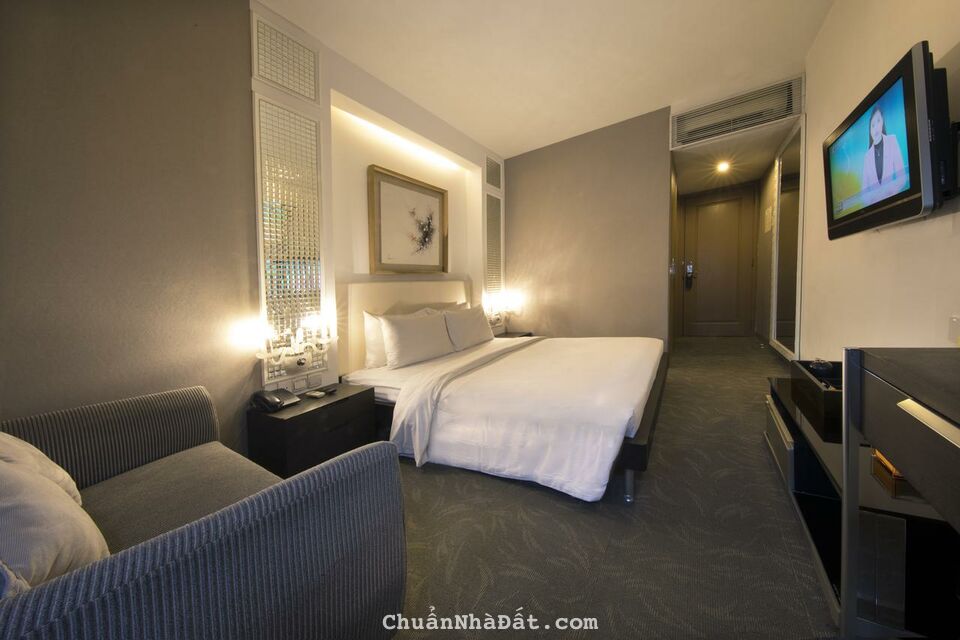 Gia đình bán khách sạn Sophia 36 - 38 Thái Văn Lung, P. Bến Nghé, Q. 1, 8.5x28m, hầm 11 tầng. - Diệ Gia đình bán khách sạn Sophia 36 - 38 Thái Văn Lung, P. Bến Nghé, Q. 1, 8.5x28m, hầm 11 tầng. - Diệ