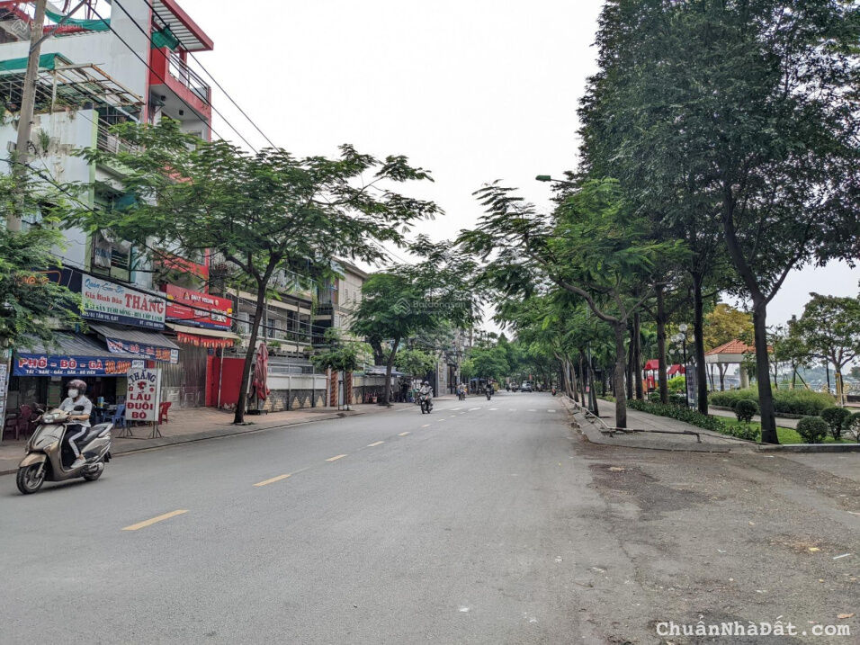 giảm mạnh 10 tỷ nay chỉ còn 62 tỷ mặt tiền Tầm Vu, 536m2 chỉ 62 tỷ (120tr/m2) - quá rẻ