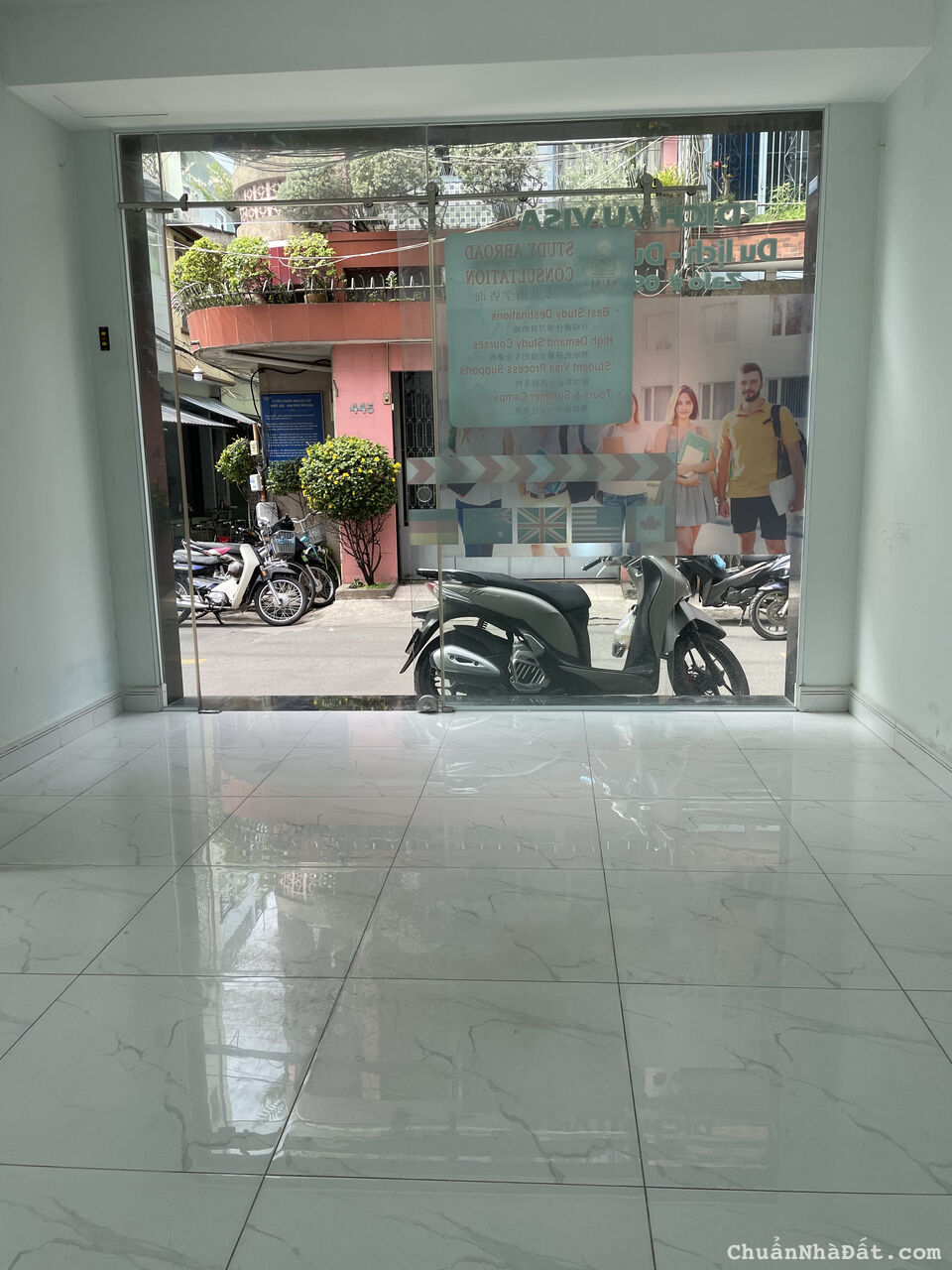 Góc 2 mặt tiền đường Vĩnh Viễn_Nguyễn Lâm, Phường 6, Quận 10. Diện tích: 5m x 10m, tổng diện tích s