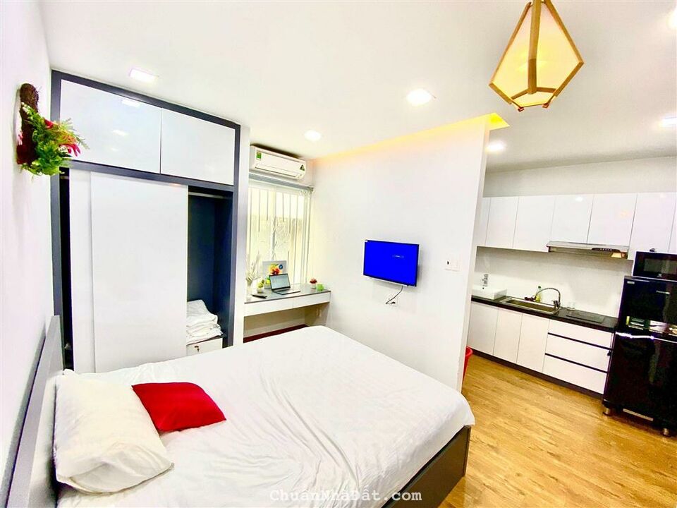 Cho thuê CHDV Nguyễn Cửu Vân Full nội thất