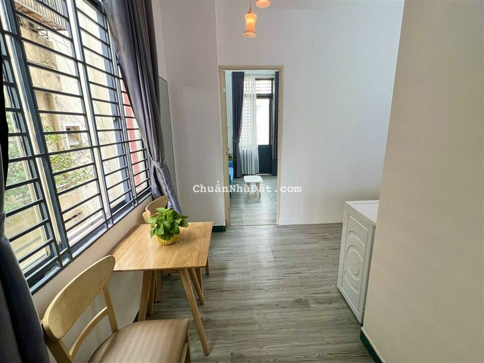 Cho thuê CHDV cao cấp Hoàng Sa, Bancol, dọn phòng 2 lần/tuần Cho thuê CHDV cao cấp Hoàng Sa, Bancol, dọn phòng 2 lần/tuần