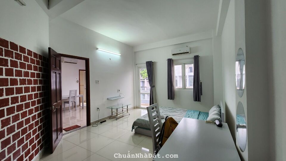 Cho thuê CHDV Nguyễn Ngọc Phương- Ban Công