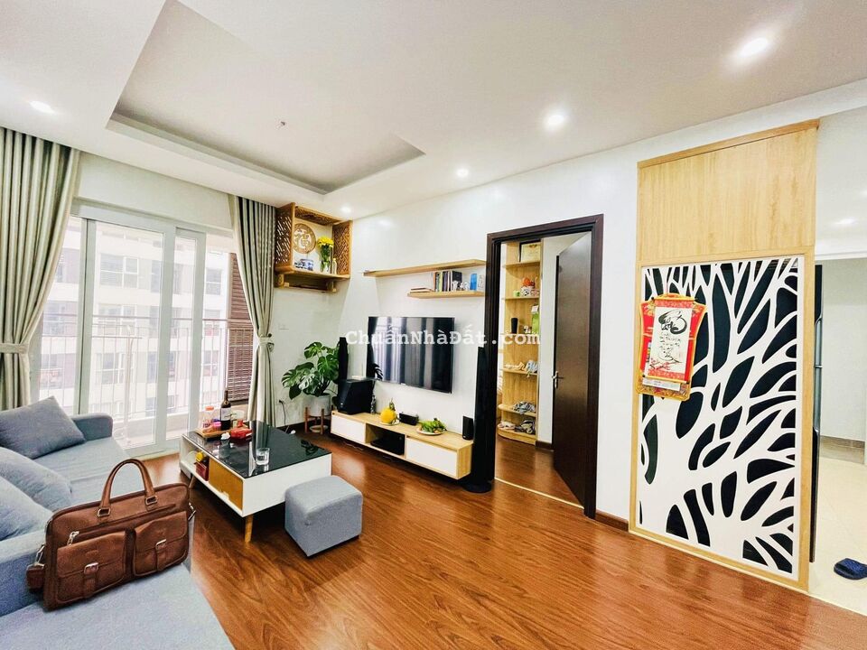 Bán chung cư Kim Văn Kim Lũ 2PN LÔ GÓC SỔ ĐỎ FULL NỘI THẤT nhỉnh 1 tỷ Bán chung cư Kim Văn Kim Lũ 2PN LÔ GÓC SỔ ĐỎ FULL NỘI THẤT nhỉnh 1 tỷ