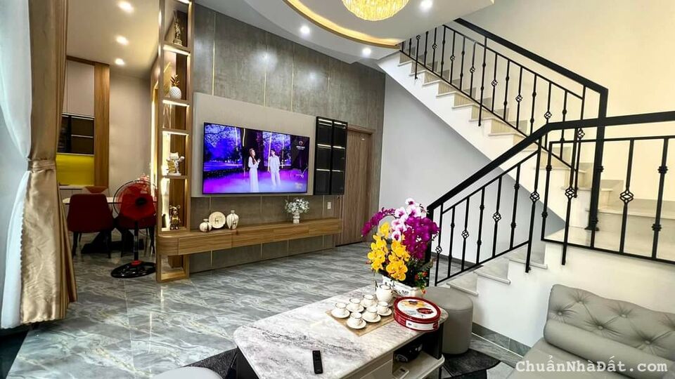 Bán nhà 3 Tầng Trưng Nữ Vương, Hải Châu, Đà Nẵng 0905672687 Tú