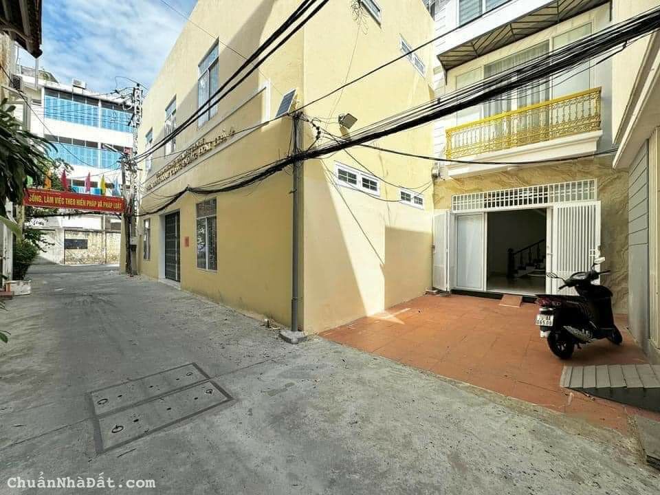 🔴 Bán nhà 3 Tầng kiệt ô tô Ông Ích Khiêm, gần Biển 🔴 Bán nhà 3 Tầng kiệt ô tô Ông Ích Khiêm, gần Biển