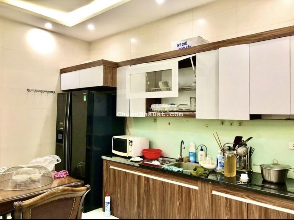 Bán nhà Văn Quán, Hà Đông 65m2*4T ô tô vào nhà, dân xây chắc chắn. Giá 6.2 tỷ