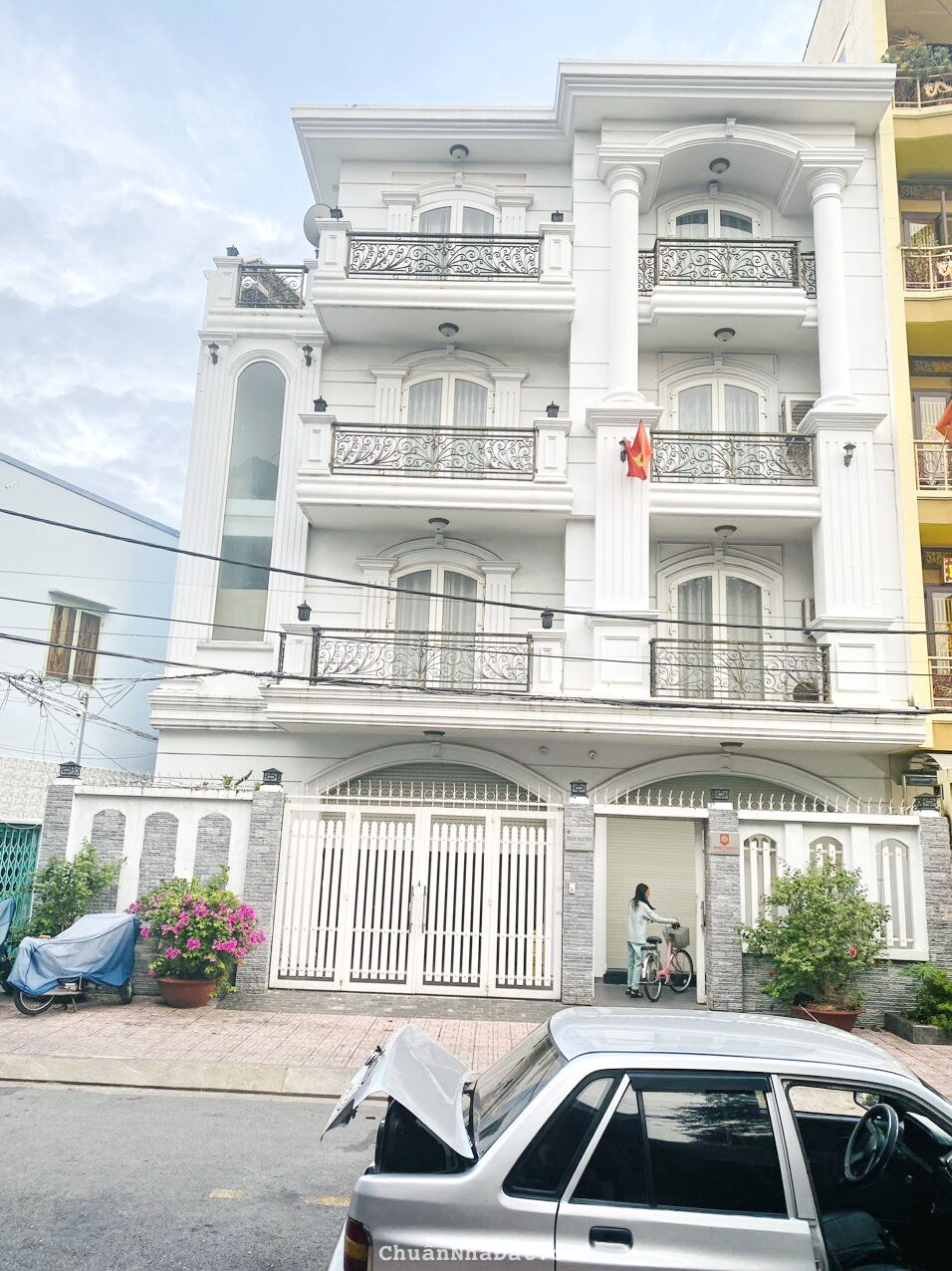 Bán nhà đẹp 3 lầu 12x18m mặt tiền đường NB Bùi Minh Trực P.6 Quận 8 Bán nhà đẹp 3 lầu 12x18m mặt tiền đường NB Bùi Minh Trực P.6 Quận 8