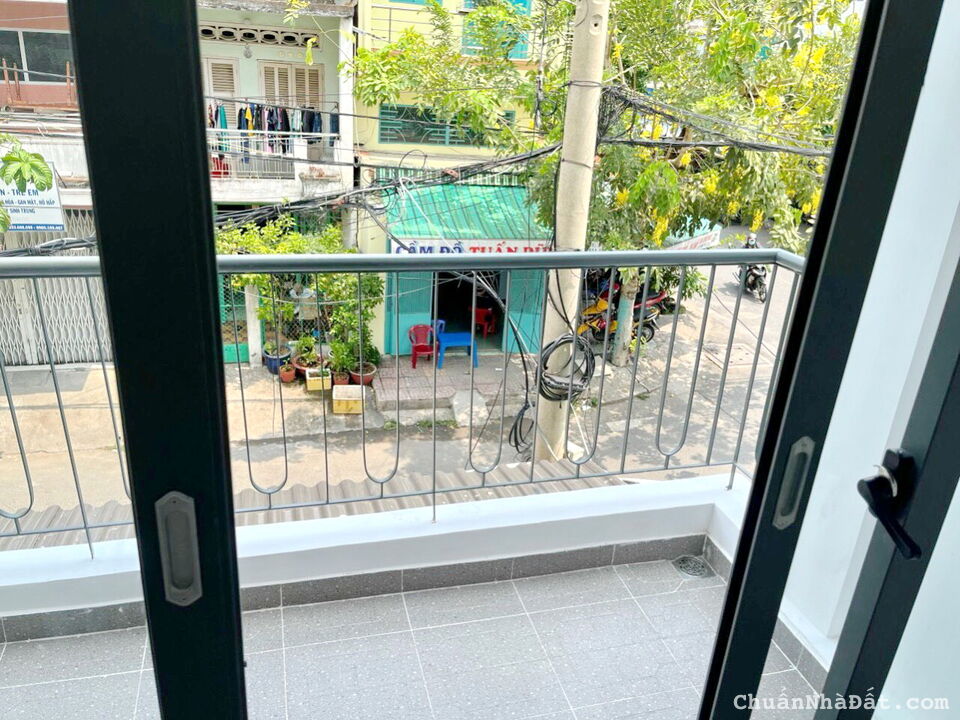 Bán nhà mới 1 lầu mặt tiền gần chợ Phạm Thế Hiển Phường 4 Quận 8