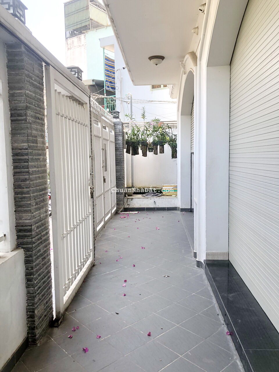 Bán nhà đẹp 3 lầu 12x18m mặt tiền đường NB Bùi Minh Trực P.6 Quận 8 Bán nhà đẹp 3 lầu 12x18m mặt tiền đường NB Bùi Minh Trực P.6 Quận 8