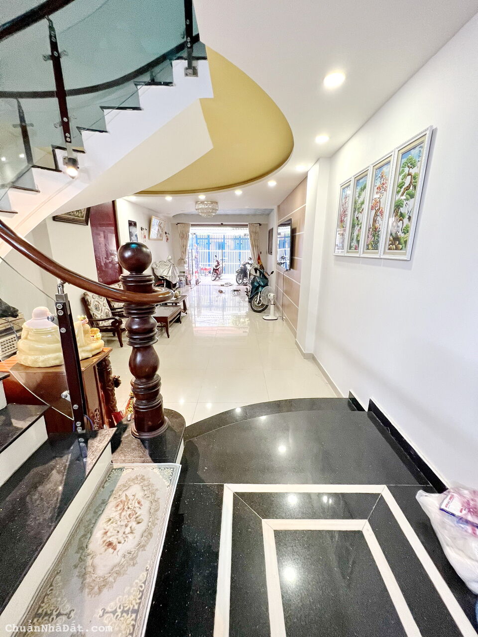 Bán biệt thự mini 2 lầu HXH gần chợ Rạch Ông Phường 2 Quận 8