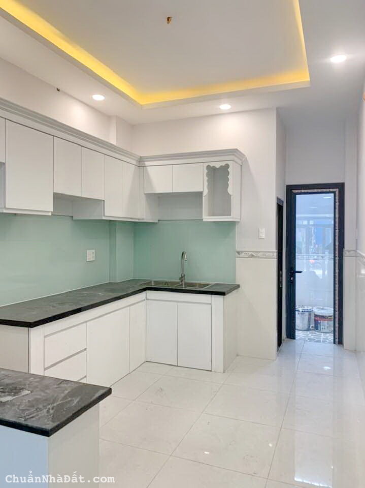 Bán nhà 3 lầu mặt tiền NB đường Nguyễn Chế Nghĩa P.13 Quận 8