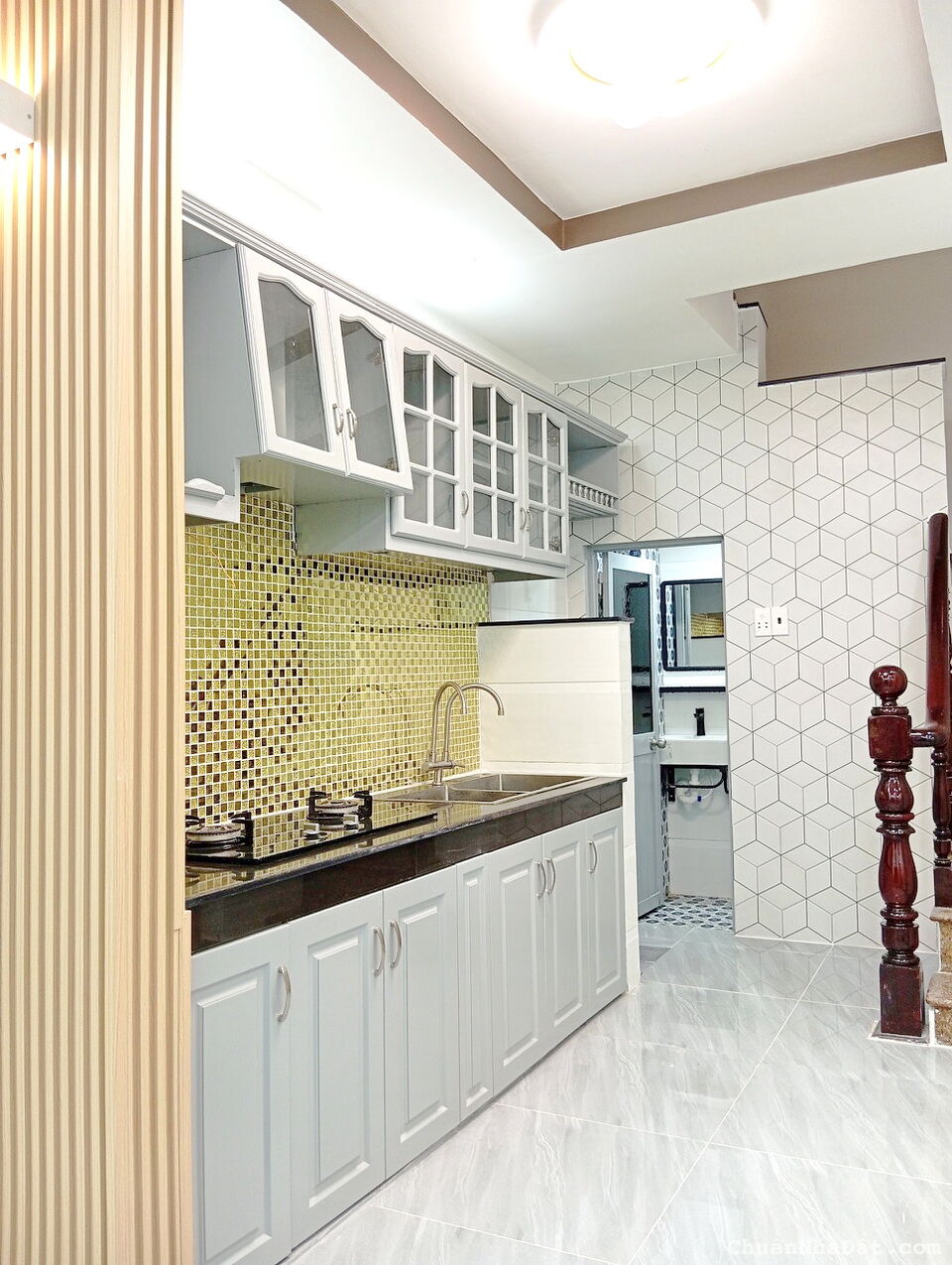 Bán nhà mới 3 lầu hẻm 3m đường Cao Đạt Phường 1 Quận 5