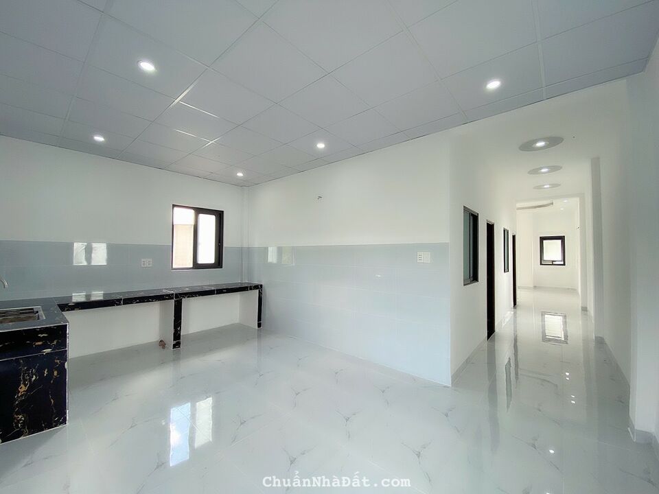 Bán nhà hoàn thiện giá rẻ ngay Tp. Phú Quốc .