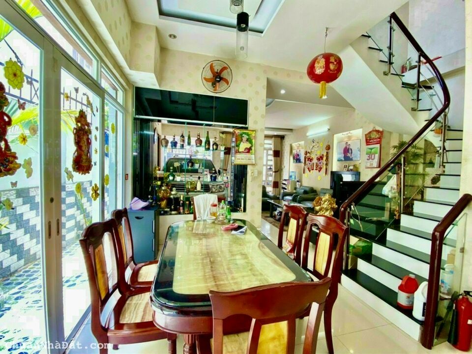 biệt thự đẹp Chế LAn Viên, quận Tân Phú giá 12,8 tỷ biệt thự đẹp Chế LAn Viên, quận Tân Phú giá 12,8 tỷ