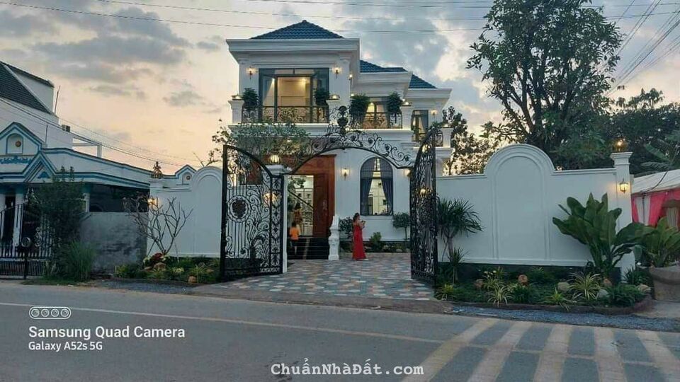 Biệt thự Hóc Môn dt 264m2 giá 13,8 tỷ