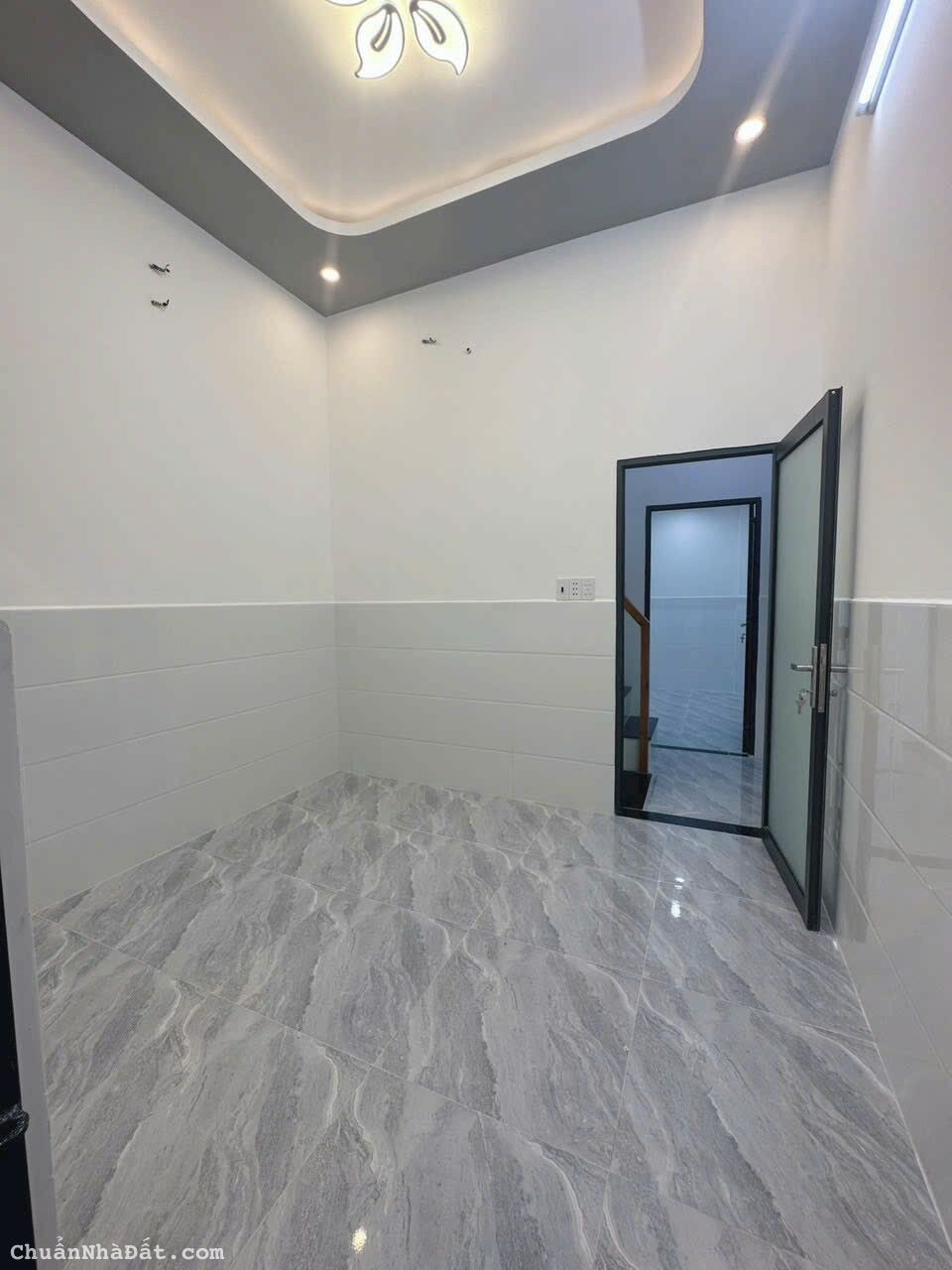 Nhà hẻm đường 13A,Bình Hưng Hòa A,Bình Tân dt 24m2 1 lầu 2pn 2wc giá 2,75 tỷ Nhà hẻm đường 13A,Bình Hưng Hòa A,Bình Tân dt 24m2 1 lầu 2pn 2wc giá 2,75 tỷ