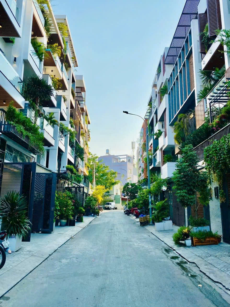 Nhà hẻm Nguyễn Tư Giản,p12,Gò Vấp dt 72m2 4 lầu 4pn 7wc giá 13,5 tỷ