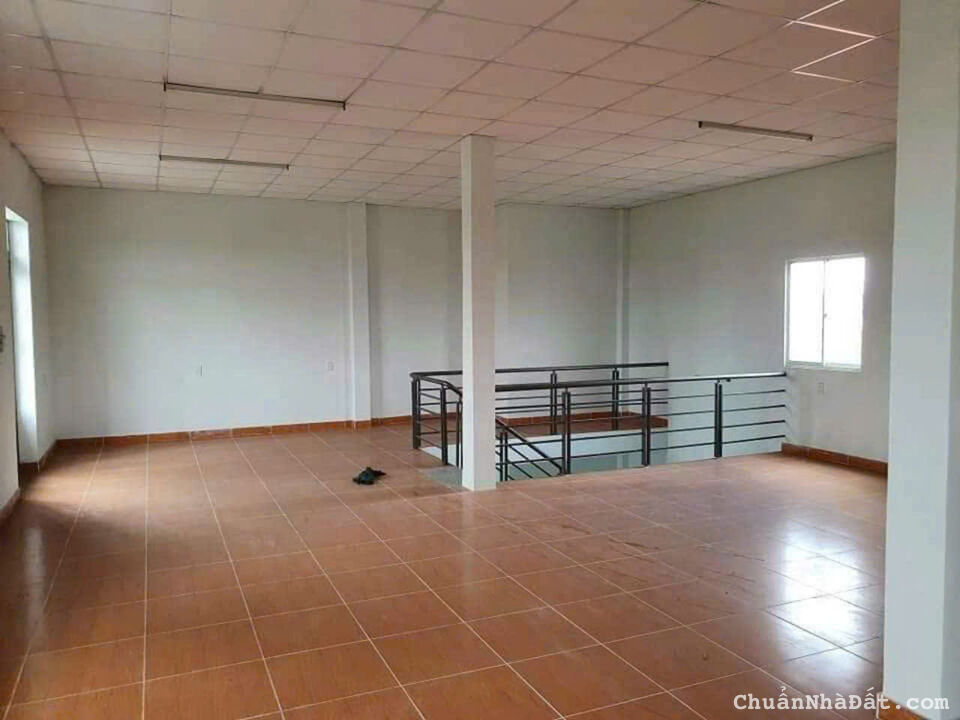 Nhà xưởng hẻm 3 xẹt Võ Văn Vân ,Vĩnh Lộc B, Bình Chánh dt 165m2 giá 6,5 tỷ
