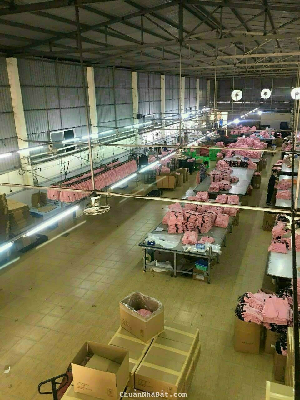 Bán kho dt 1000m2 mặt tiền đường Nhị Bình , xã Nhị Bình, h Hóc môn giá 20 tỷ Bán kho dt 1000m2 mặt tiền đường Nhị Bình , xã Nhị Bình, h Hóc môn giá 20 tỷ