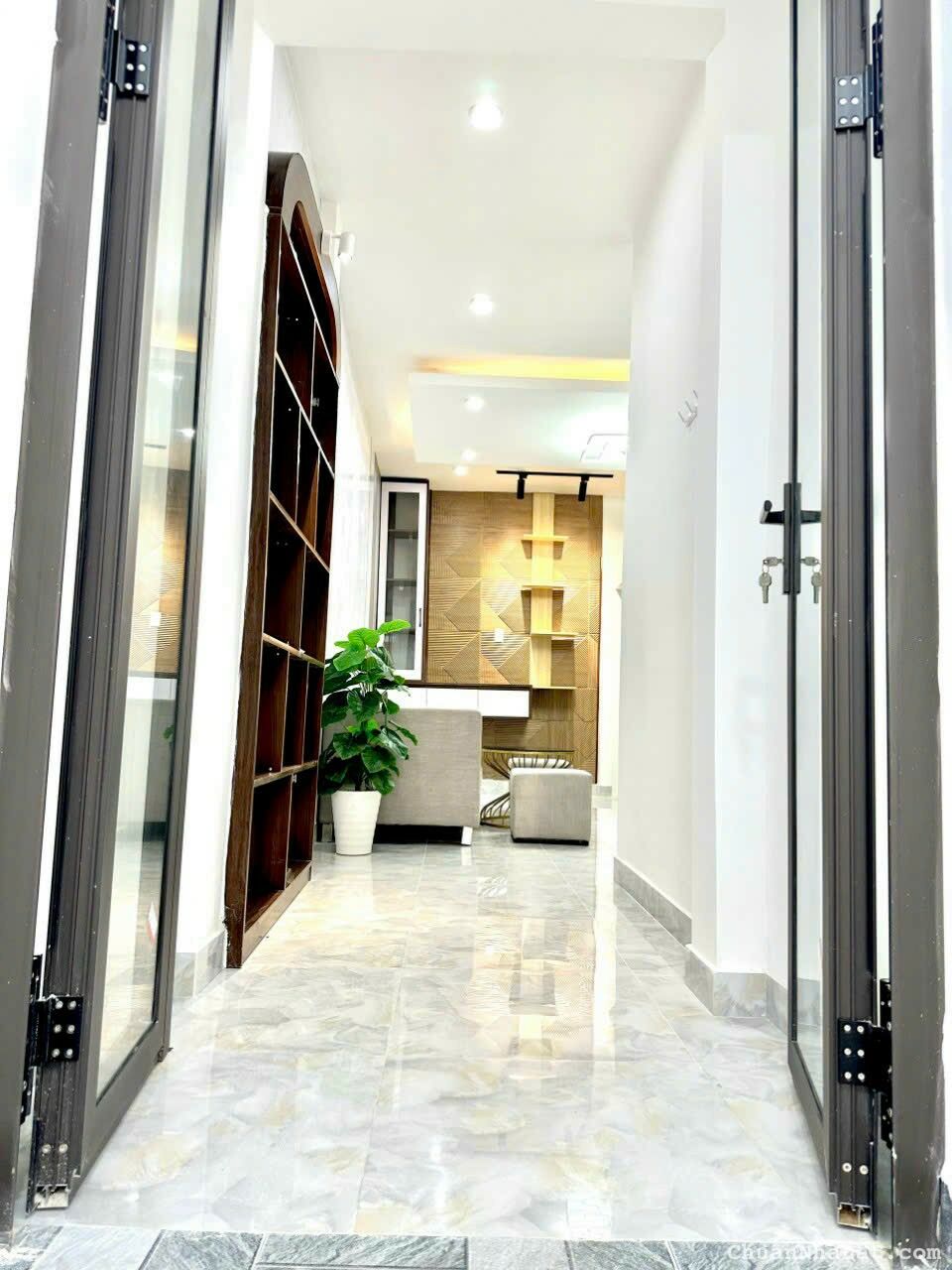 Nhà hẻm Nguyễn Đình Chiểu p3 Phú Nhuận dt 28m2 1 lầu 2pn 2wc giá 3ty800