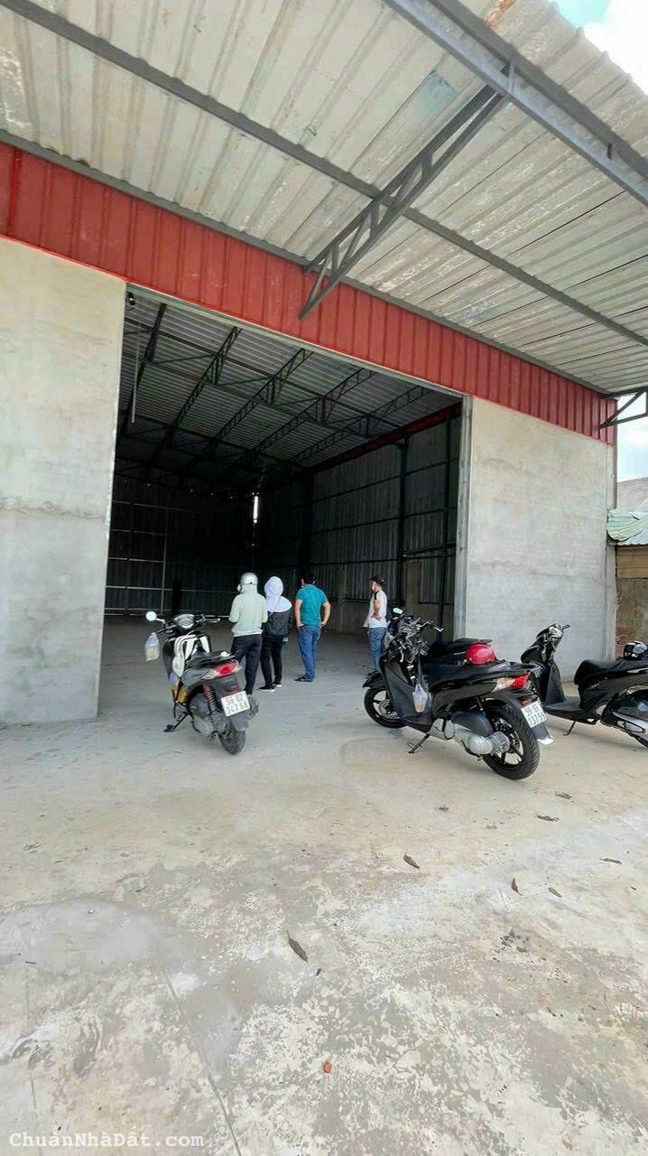 Bán xưởng mặt tiền Nguyễn Văn Bứa, Xuân Thới Thượng, Hóc Môn dt 1200m2 giá 32 tỷ Bán xưởng mặt tiền Nguyễn Văn Bứa, Xuân Thới Thượng, Hóc Môn dt 1200m2 giá 32 tỷ