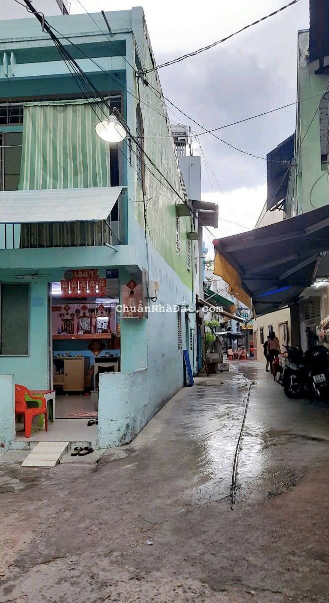 Nhà góc 2mt hẻm Lò Gốm p5 q6 dt 40m2 1 lầu 2pn 2wc giá 3ty990