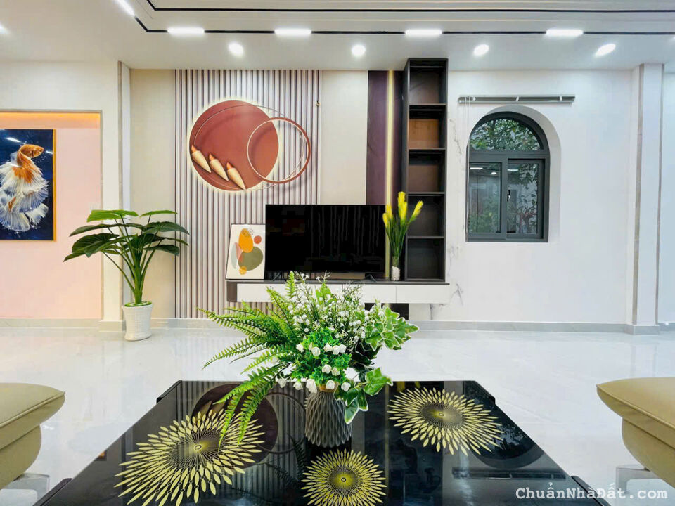 Nhà mặt tiền ĐS 12 phường 11 dt 64m2 1 lầu 3pn 3wc giá 5,8 tỷ