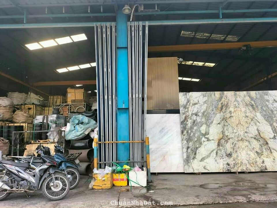 XƯỞNG GÓC HAI MẶT TIỀN QL1A PHƯƠNG BÌNH HƯNG HÒA QUẬN BÌNH TÂN dt 900m2 giá 35 tỷ XƯỞNG GÓC HAI MẶT TIỀN QL1A PHƯƠNG BÌNH HƯNG HÒA QUẬN BÌNH TÂN dt 900m2 giá 35 tỷ