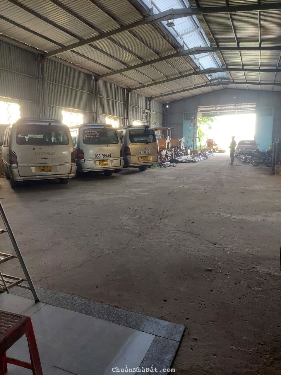 Nhà xưởng dt 900m2 Đức Hòa , Long An giá 10 tỷ