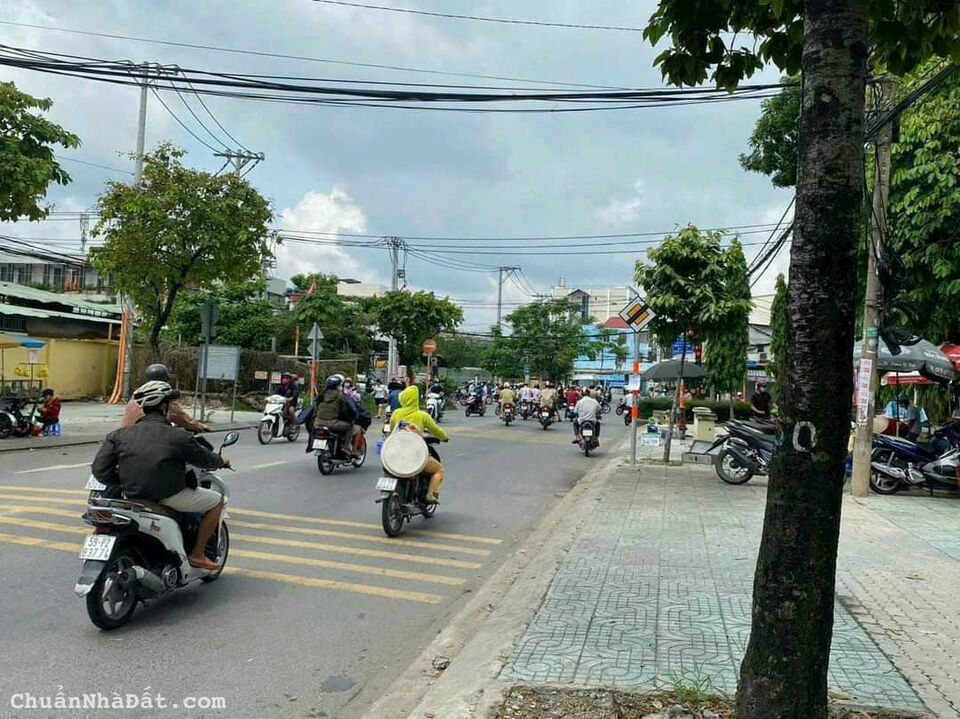 Nhà xưởng Huỳnh Thị Mài, Tân Hiệp,Hóc Môn dt 434m2 giá 15,5 tỷ