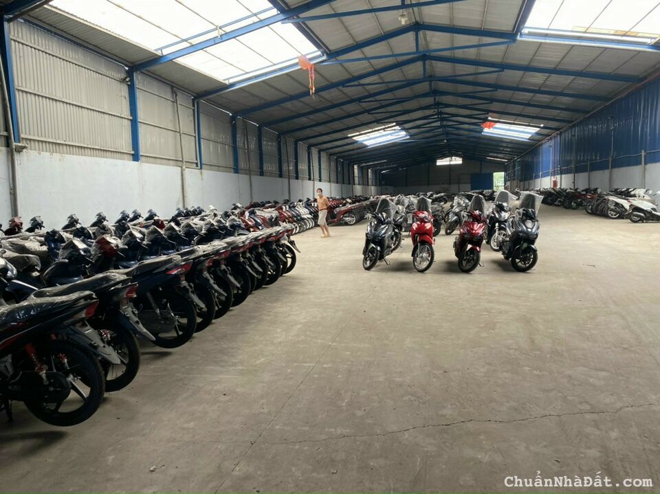 2 nhà xưởng mặt tiền quận Bình Tân giá 176 tỷ