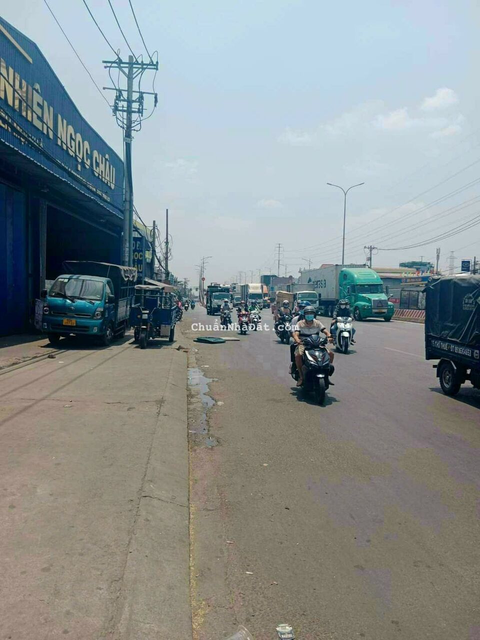 Nhà xưởng mặt tiền ql 1A dt 1020 m2 giá 32 tỷ