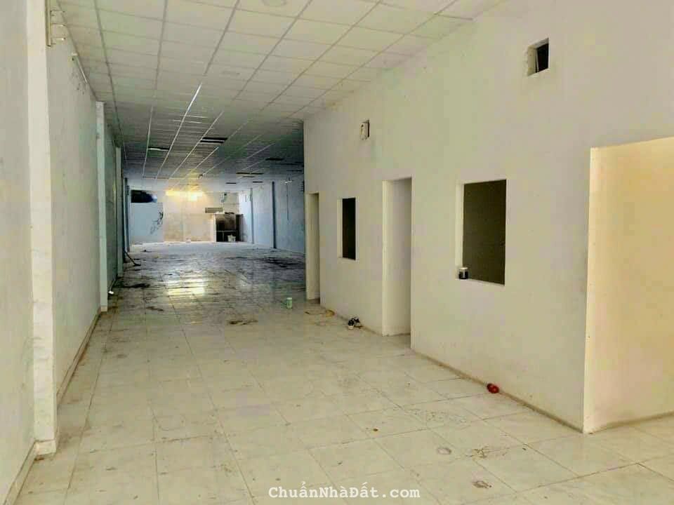 Nhà kho mặt tiền Trần V Giàu , xã Phạm V Hai, huyện Bình Chánh dt 400m2 giá 16,5 tỷ