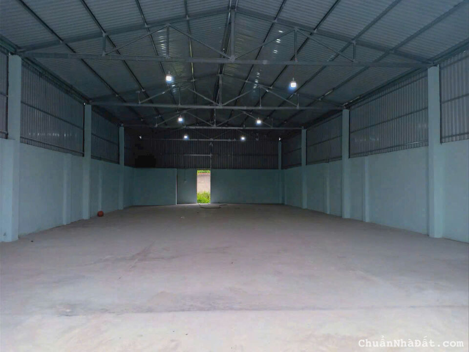 Nhà xưởng dt 528m2 mặt tiền Xuân Thới Thượng 4,Hóc Môn giá 12,9 tỷ