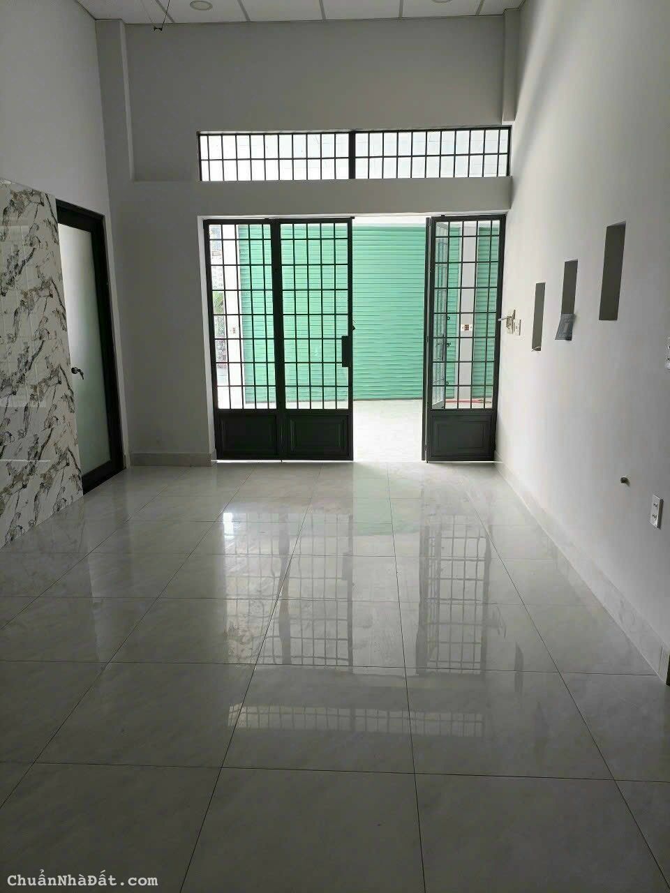 Nhà mặt tiền Dương Công Khi, Hóc Môn dt 216m2 giá 6 tỷ 900 Nhà mặt tiền Dương Công Khi, Hóc Môn dt 216m2 giá 6 tỷ 900