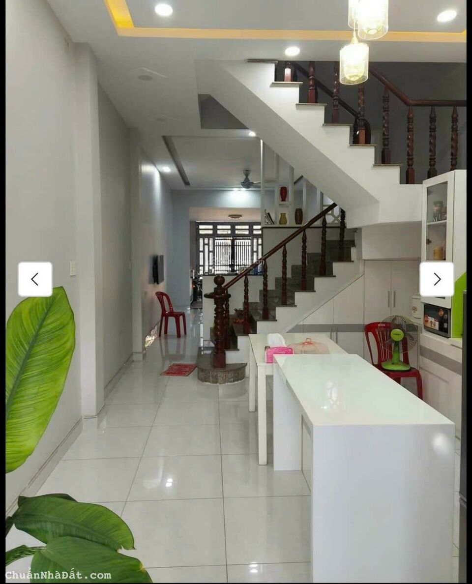 Nhà mặt tiền Thới An 18 dt 80m2 giá 4,9 tỷ