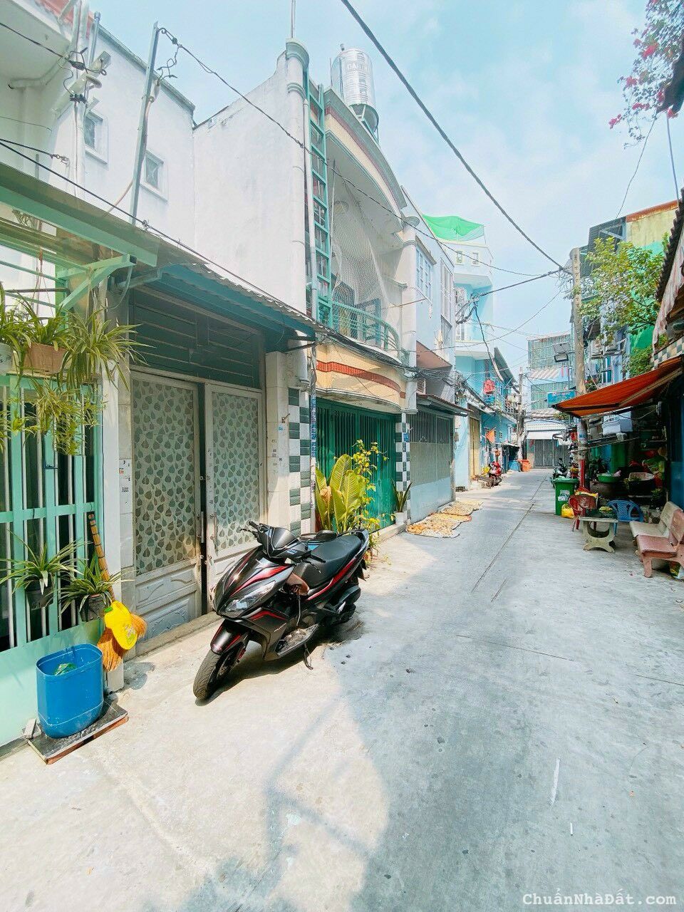 Nhà hẻm đường Chiến Lược, Bình Trị Đông A dt 20m2 1 lửng 2pn 1wc giá 1ty650 Nhà hẻm đường Chiến Lược, Bình Trị Đông A dt 20m2 1 lửng 2pn 1wc giá 1ty650