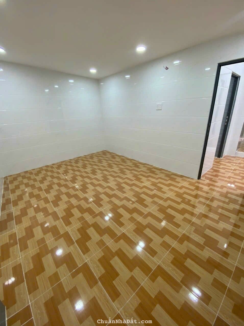 Nhà hẻm Lê Đại Hành q11 1 lầu dt 63m2 4pn 3wc giá 4ty980