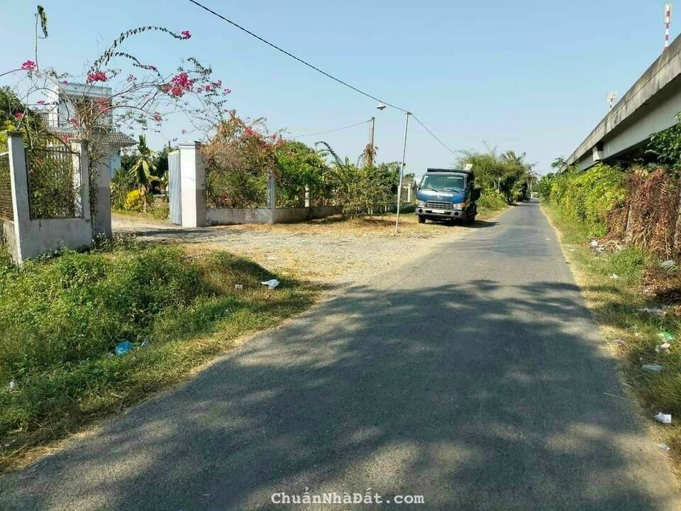 3000m2 đất vườn mặt tiền nhựa Thạnh Đức,Bến Lức , Long An giá 7,5 tỷ