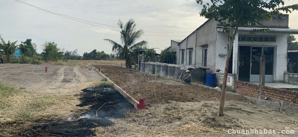 206m2 đất thổ Đông Thạnh, Cần Đước mặt tiền đường nhựa giá 2 tỷ 206m2 đất thổ Đông Thạnh, Cần Đước mặt tiền đường nhựa giá 2 tỷ