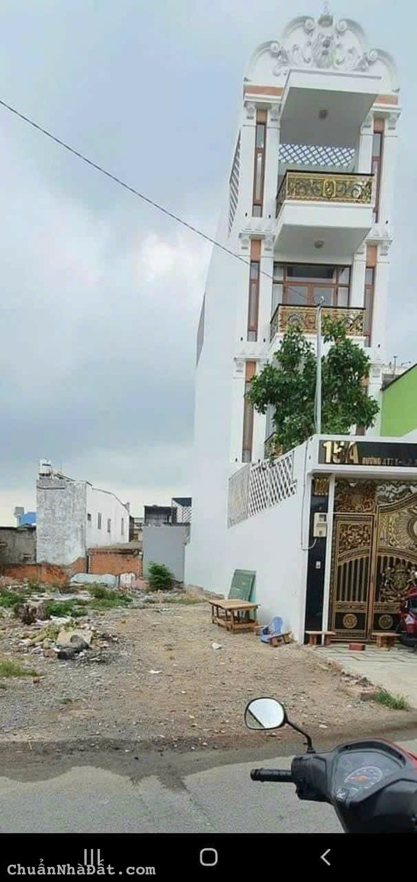 Đất thổ cư Hóc Môn dt 209m2 giá 9,5 tỷ